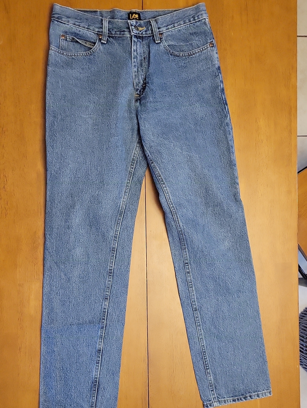 Lee Men's 33x34 Straight-Leg Denim Jeans in Light Blue